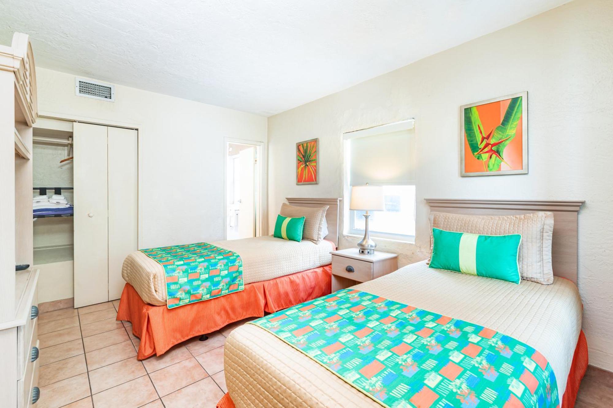 Enchanted Isle Hollywood Beach Resort Екстериор снимка