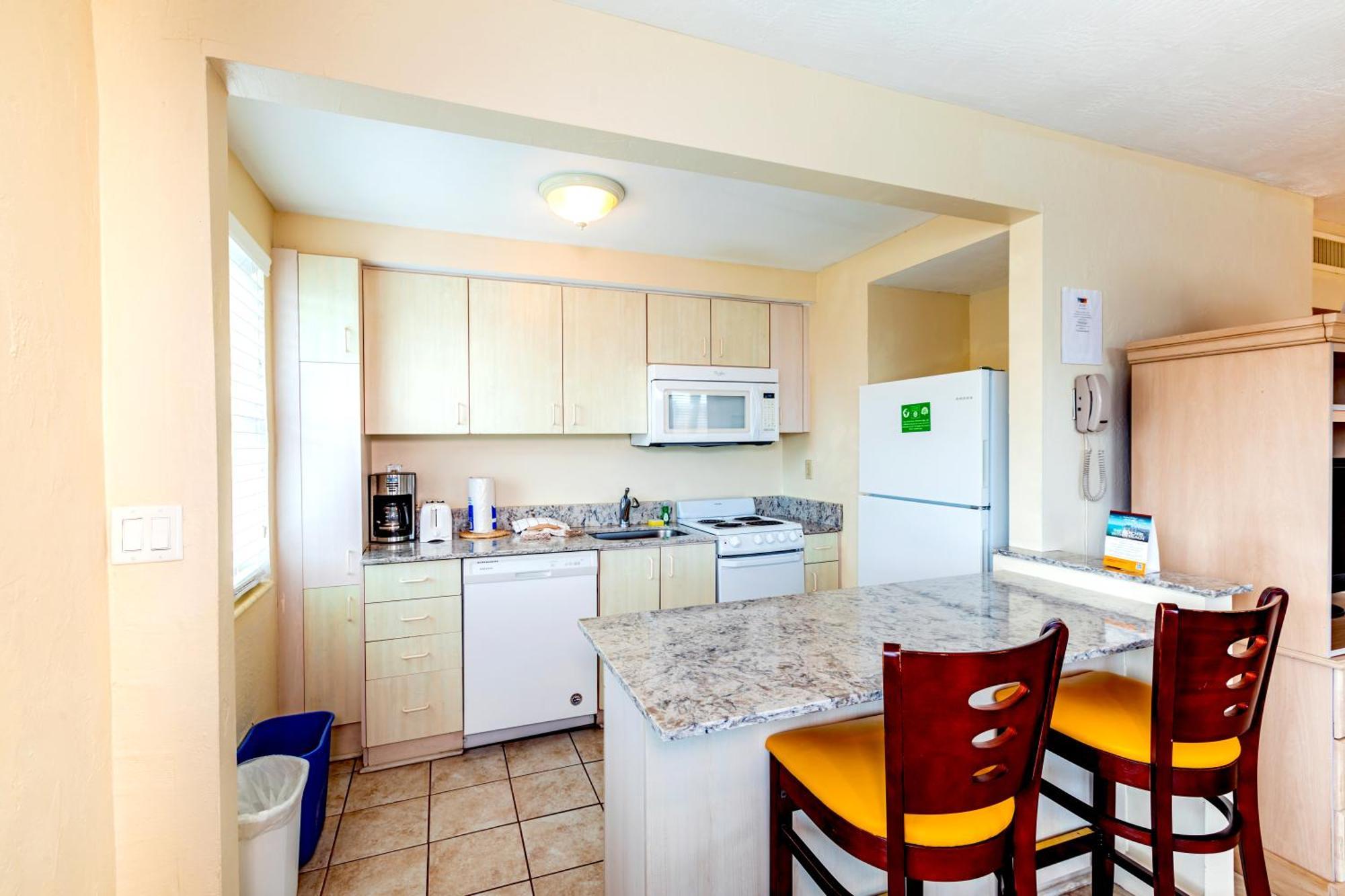 Enchanted Isle Hollywood Beach Resort Екстериор снимка