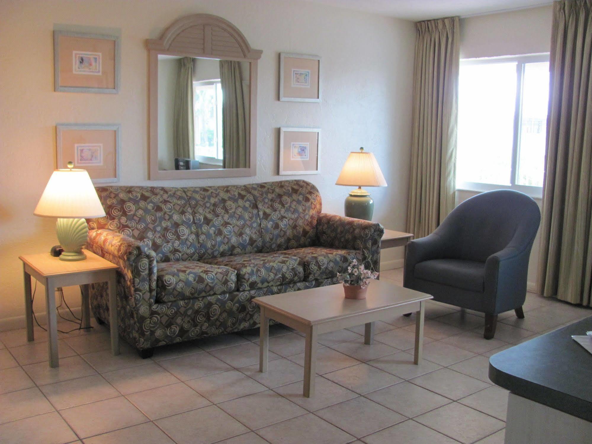 Enchanted Isle Hollywood Beach Resort Екстериор снимка